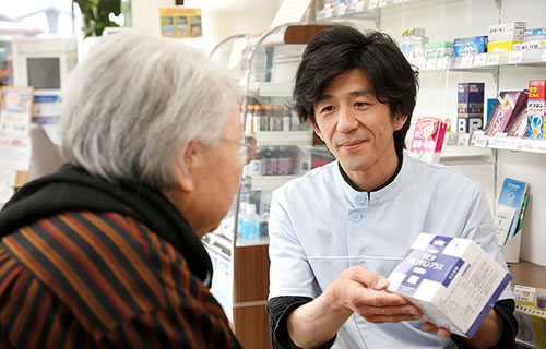 マネージャー 登録販売者　浜隆文